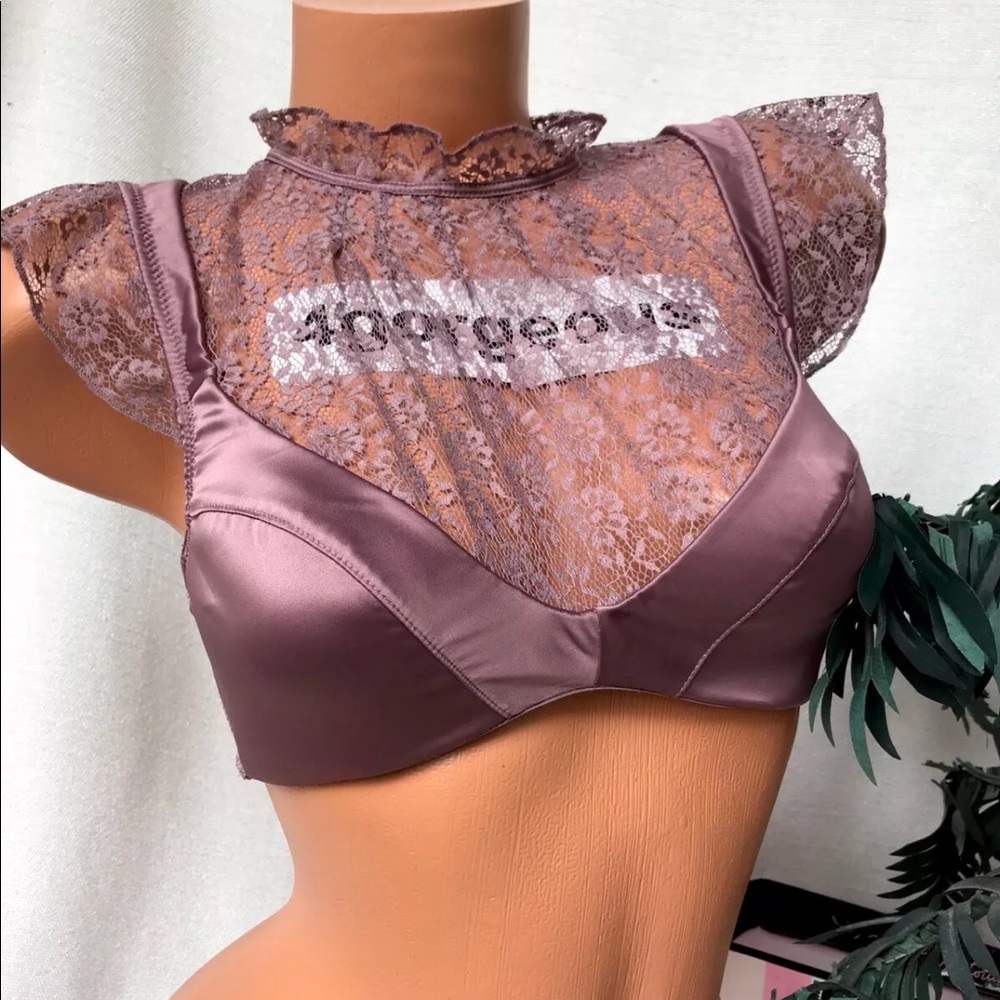 VS 34c HIGH NECK PLUNGE RUFFLE SLEEVE SATIN BRA